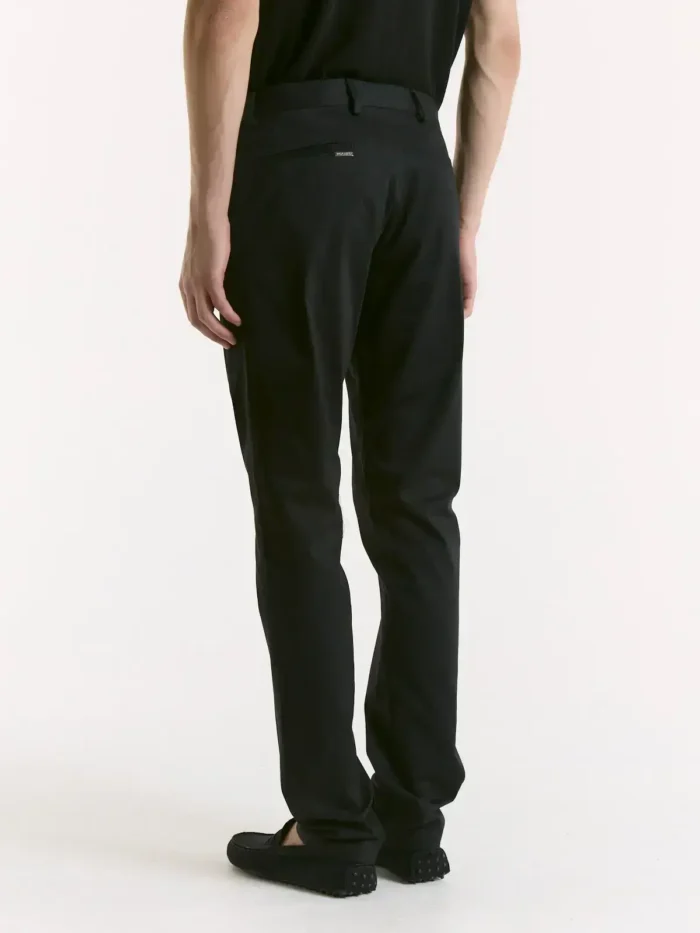 211020NEG-foto-4-6.jpg PANTALON CHINO CLASICO - Imagen 3