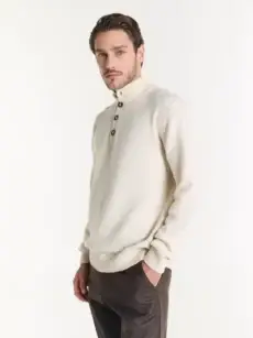 Media polera con botones - Imagen 2