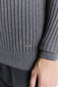 Sweater medio cierre acanalado - Imagen 3