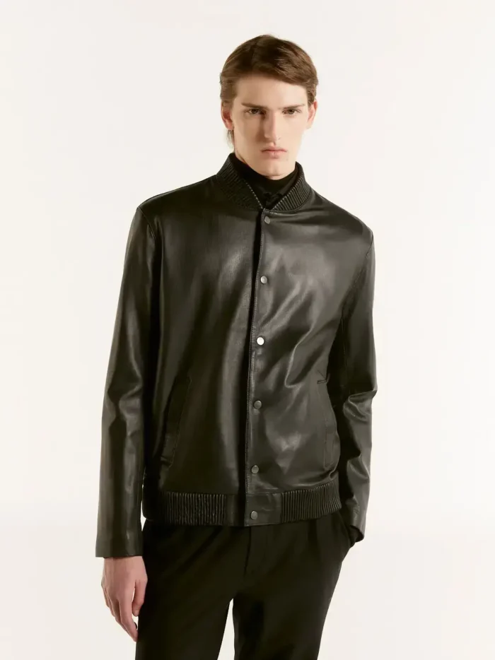 CAMPERA BOMBER CUERO OVEJA CON BROCHE - Imagen 2