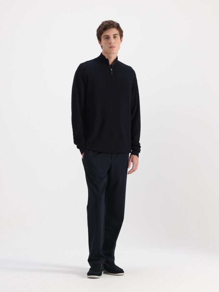 317005#AZU-01 SWEATER MEDIO CIERRE ESCALONADO - Imagen 3