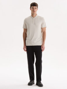 T-SHIRT CON BOTONES - Imagen 2