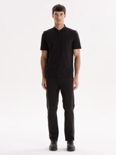 T-SHIRT CON BOTONES - Imagen 2