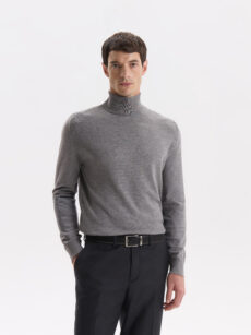 SWEATER CUELLO POLERA