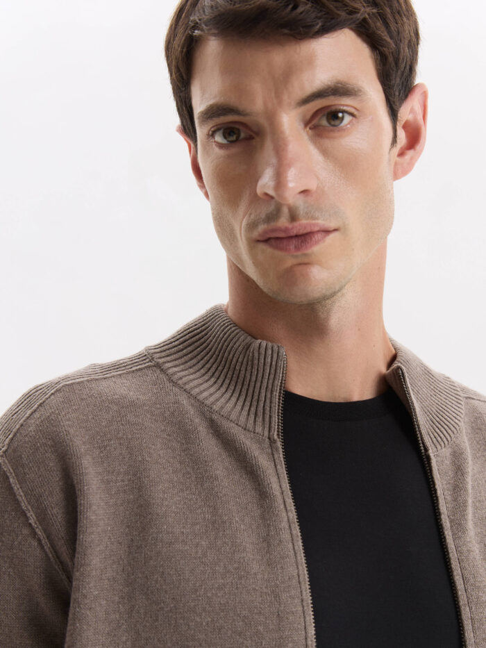 CAMPERA TEJIDA MANGA PIPA - Imagen 4