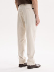 PANTALÓN GABARDINA CLÁSICO CON PRESILLAS - Imagen 4