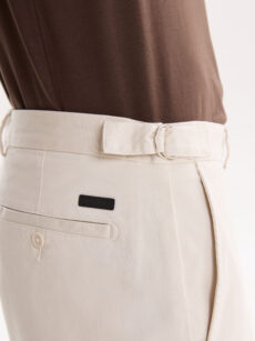PANTALÓN GABARDINA CLÁSICO CON PRESILLAS - Imagen 2