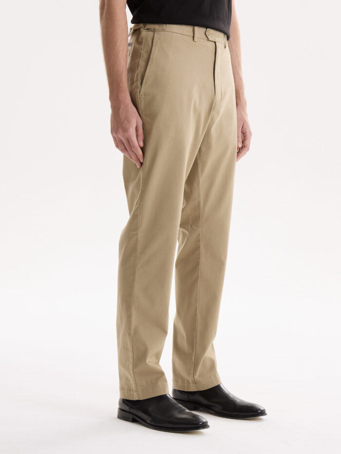 PANTALÓN GABARDINA CLÁSICO CON PRESILLAS - Imagen 2